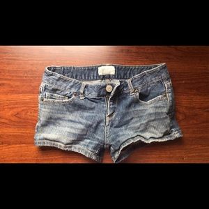 Aeropostale light wash denim shorts
